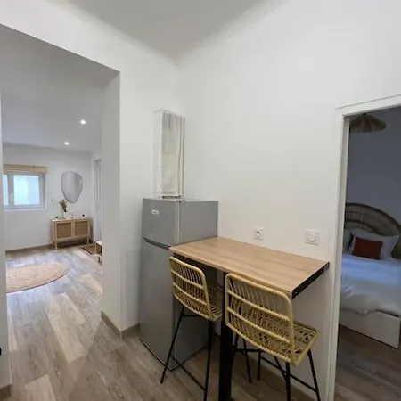 Tres Bel Appartement Neuf Avignon Exterior photo